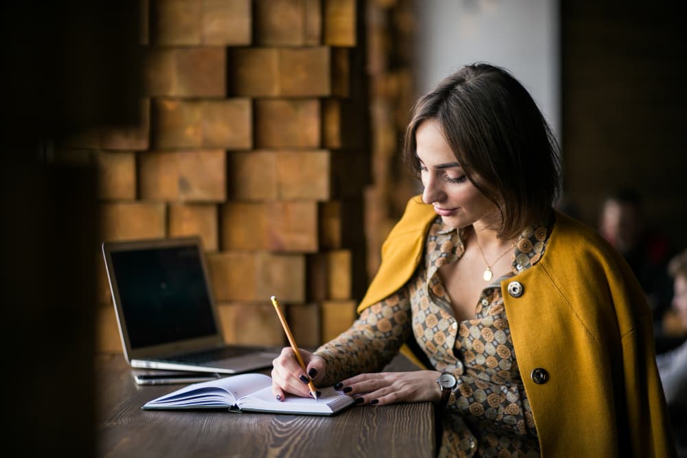 Benefits of Book Writing Services